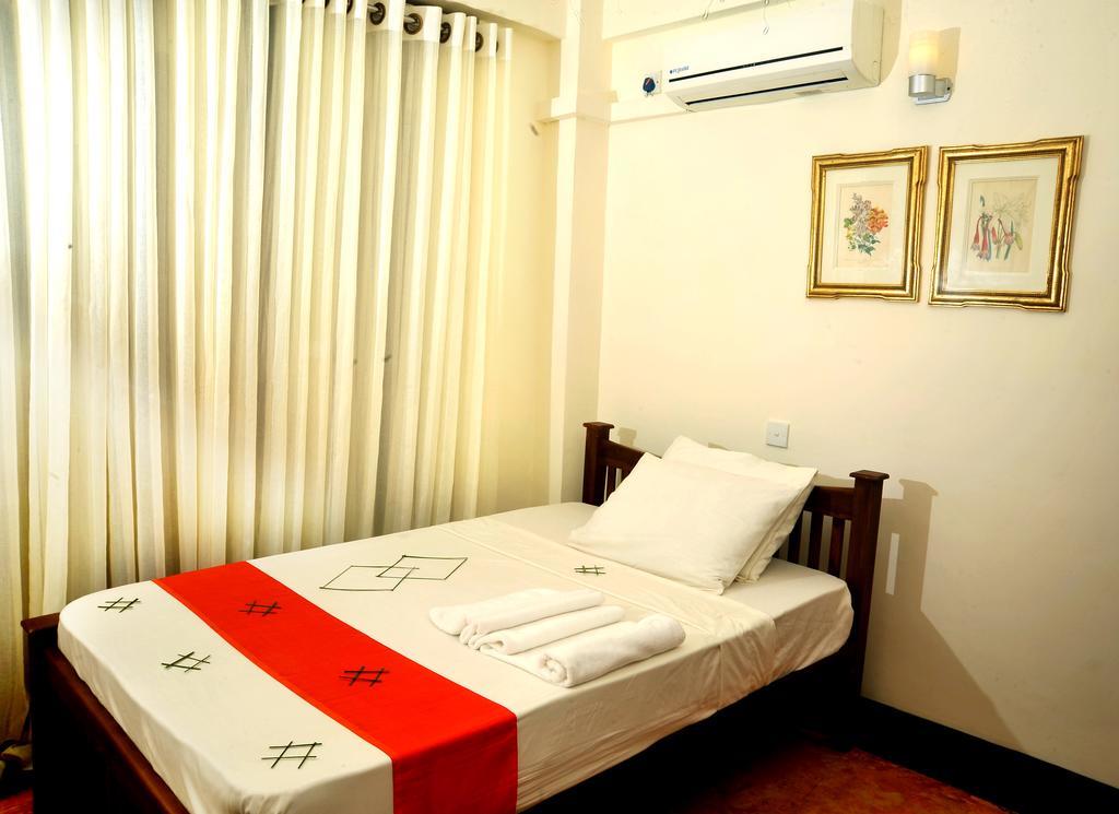 Prestige Court Residencies Hotel Dehiwala-Mount Lavinia Екстериор снимка