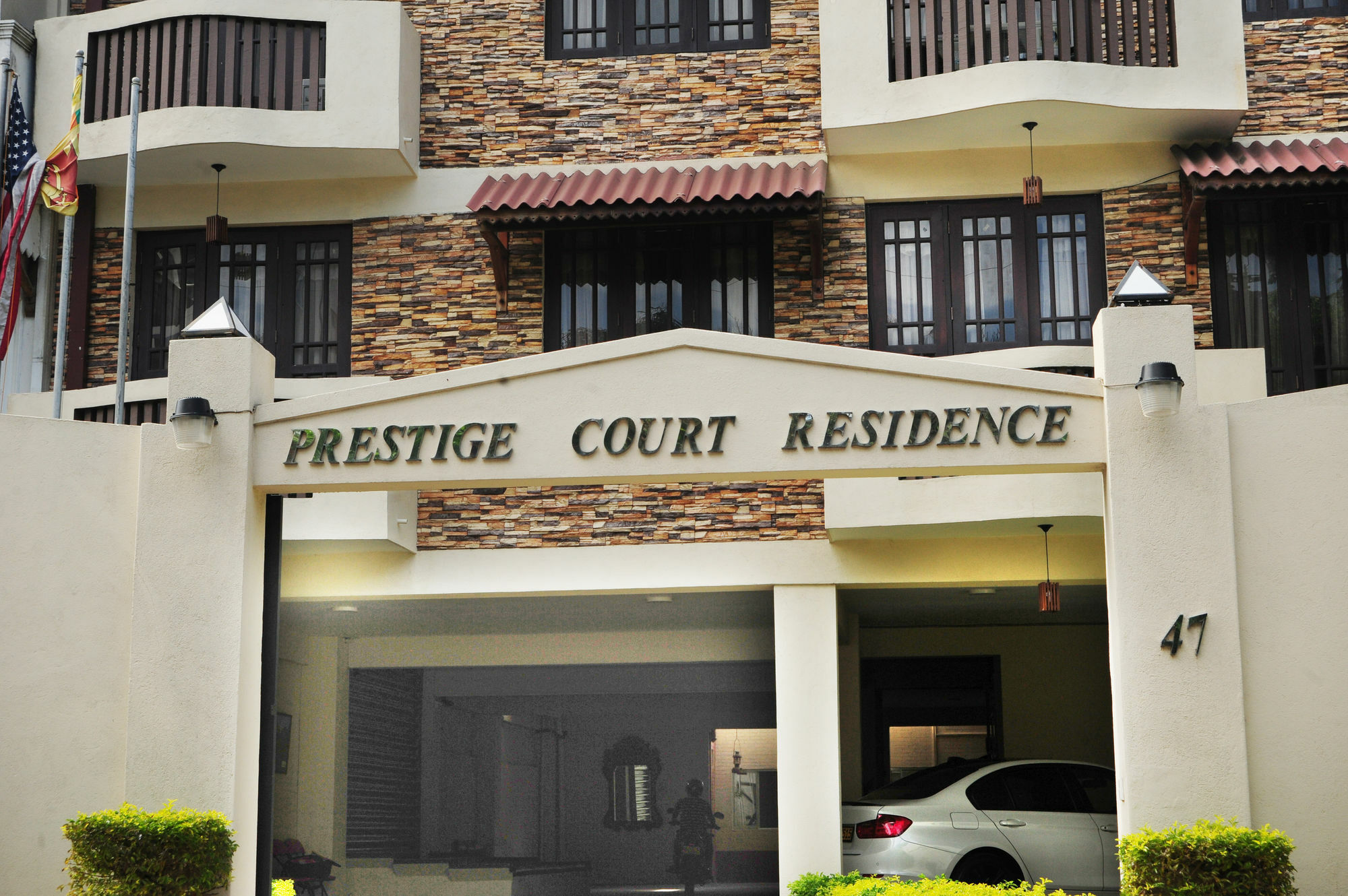 Prestige Court Residencies Hotel Dehiwala-Mount Lavinia Екстериор снимка