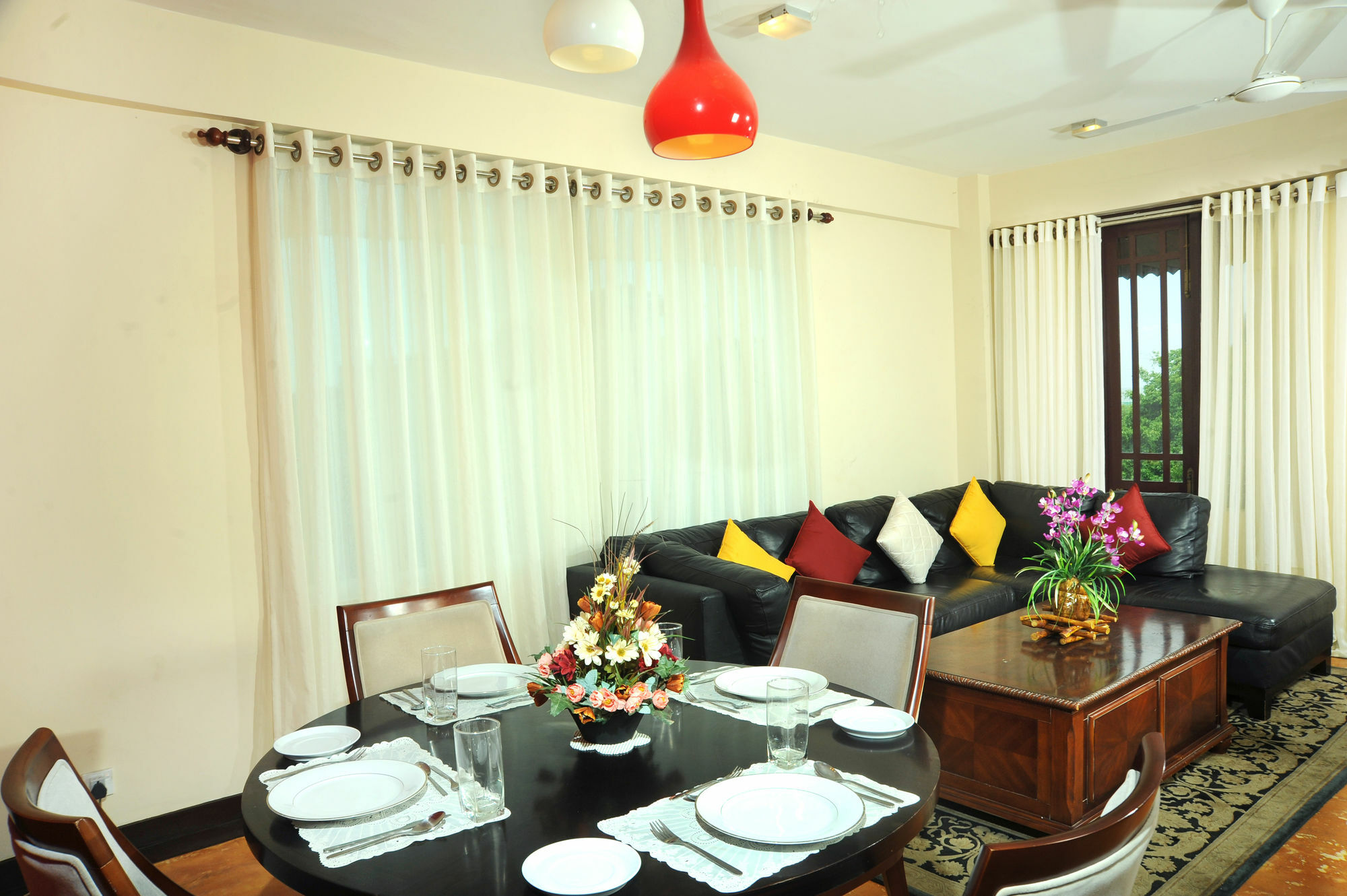 Prestige Court Residencies Hotel Dehiwala-Mount Lavinia Екстериор снимка